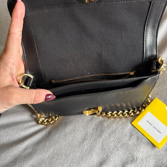 Marc Jacobs The J Marc Shoulder Bag - Black Leather - Picture 7 of 9